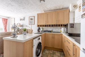 Kitchen- click for photo gallery